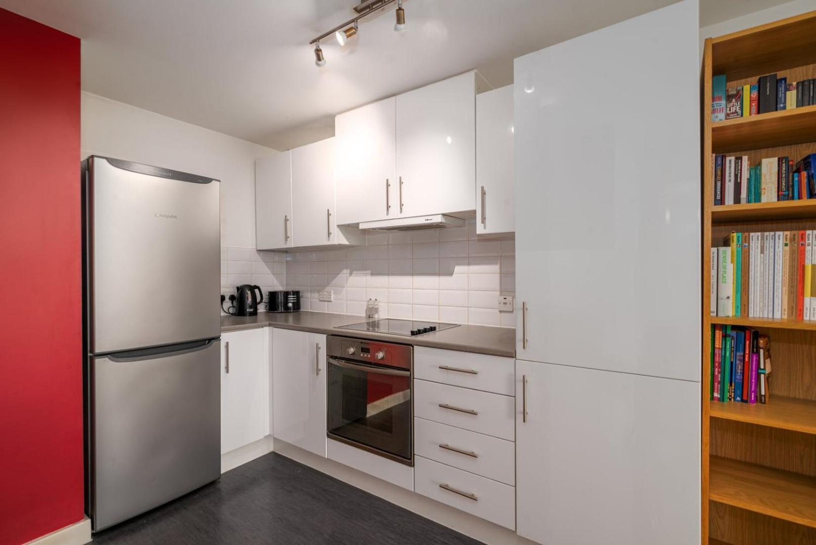 Guestready - 1 Bed Apt With City Views, Vauxhall London Exterior photo